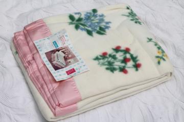 catalog photo of mint vintage Golden Dawn bed blanket, state flower album quilt print rayon plush