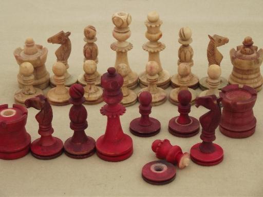 photo of mixed lot vintage game pieces, old bone, bakelite, plastic chess pieces #5