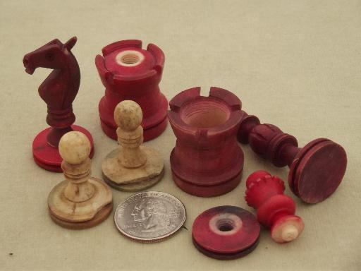 photo of mixed lot vintage game pieces, old bone, bakelite, plastic chess pieces #7