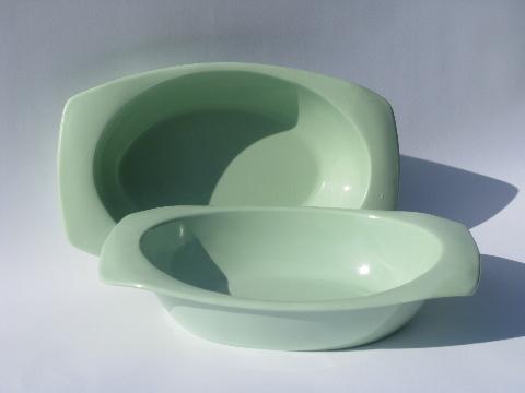 photo of mod oblong serving bowls, 50s vintage melmac, retro mint green color #1