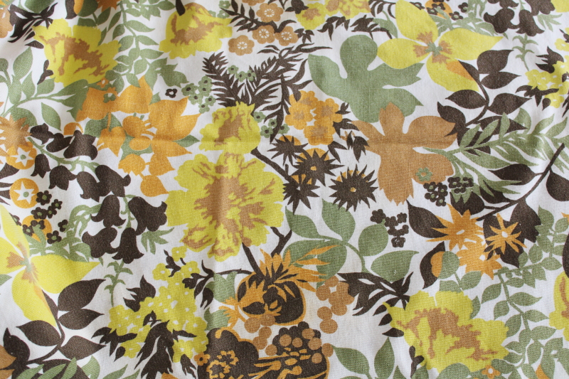 photo of mod vintage 60s flowered print cotton fabric, used material for upcycle or art #6