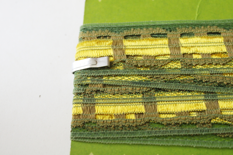 photo of mod vintage Barbizon lingerie lace edging, 60s 70s fashion trim for home sewing, avocado green w/ yellow #2