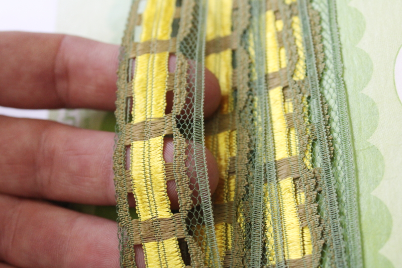 photo of mod vintage Barbizon lingerie lace edging, 60s 70s fashion trim for home sewing, avocado green w/ yellow #4