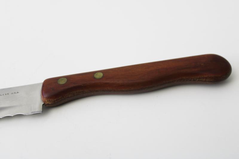 photo of mod vintage Ekco Eterna bread knife, serrated stainless blade w/ teak wood handle #4