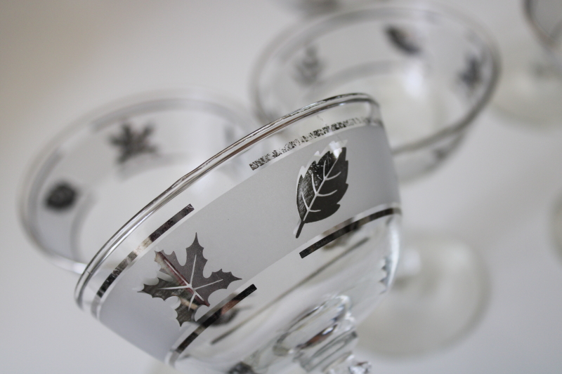 photo of mod vintage Libbey coupe shape champagne or cocktail glasses, silver foliage leaves pattern glass #4