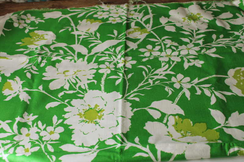 photo of mod vintage Zepel Bloom Craft floral print cotton decorator fabric, flowers on green #6