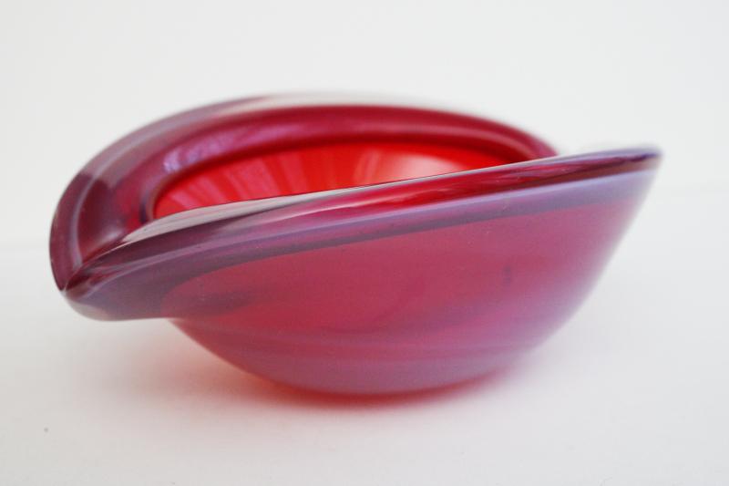 photo of mod vintage art glass ashtray, Murano red / pink opalescent cased glass #8