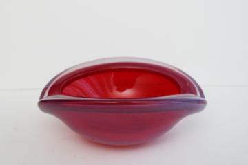 catalog photo of mod vintage art glass ashtray, Murano red / pink opalescent cased glass