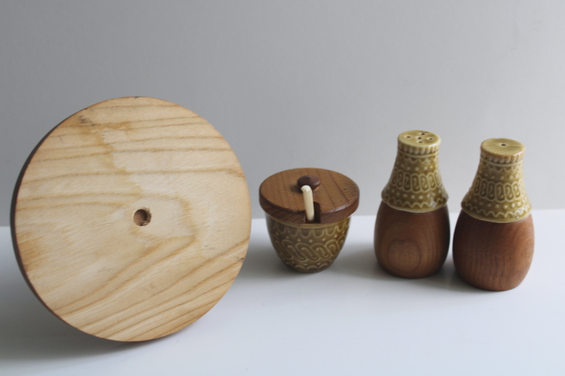 photo of mod vintage ceramic condiment set w/ teak wood tray, pot w/ spoon S&P shakers  #8