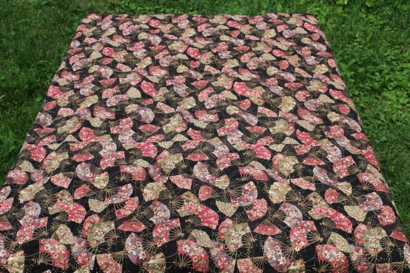 photo of modern art mini quilt wall hanging, Japanese prints w/ black, geisha print w/ bamboo pattern quilting  #7