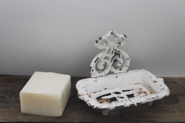 catalog photo of modern farmhouse or french country style cast iron soap dish w/ distressed vintage look