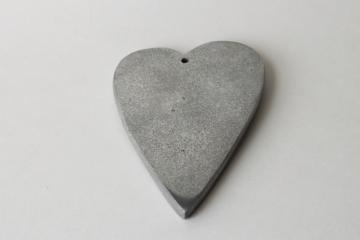 catalog photo of modern rustic metal heart shape ornament pewter look aluminum, plain heart for display or engraving 