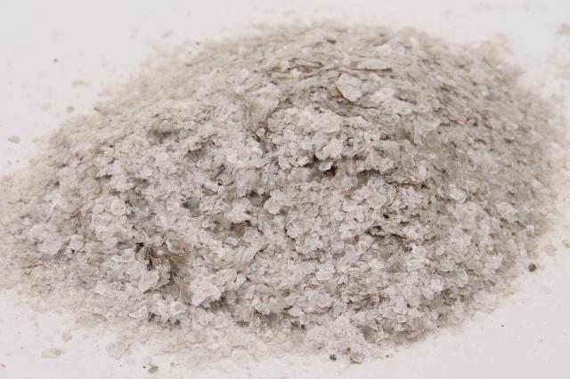 photo of natural mica flakes glitter snow, vintage Christmas putz village craft decor in old box #2