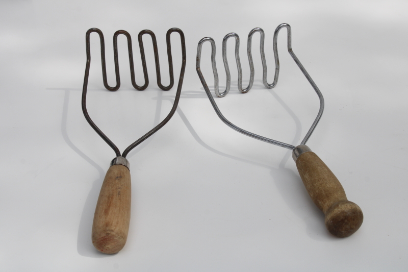 photo of natural worn wood handled potato mashers, old kitchen utensils, 1930s vintage kitchenware #1