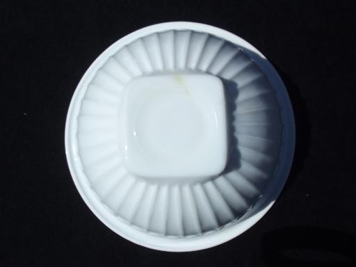 photo of nesting Vitrock milk glass bowls, vintage mixing bowl set w/ original label #6