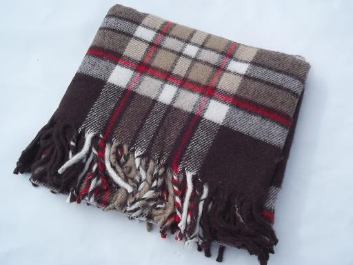 photo of never used vintage Faribo camp blanket or throw, brown and red plaid #1