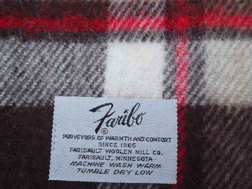 photo of never used vintage Faribo camp blanket or throw, brown and red plaid #3