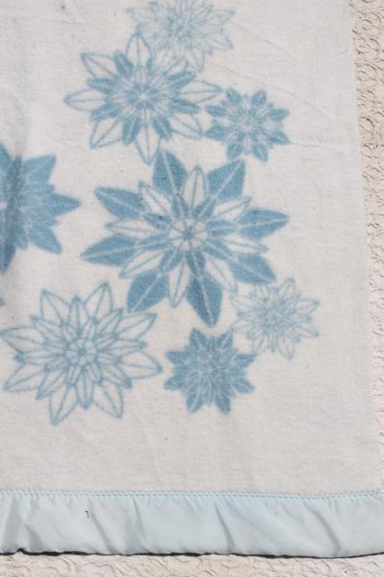 photo of never used vintage acrylic blanket, reversible blue & white flowers & snowflakes #6