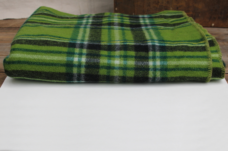 photo of never used vintage green tartan plaid wool blanket Amana woolen mills soft plush thick wool  #1