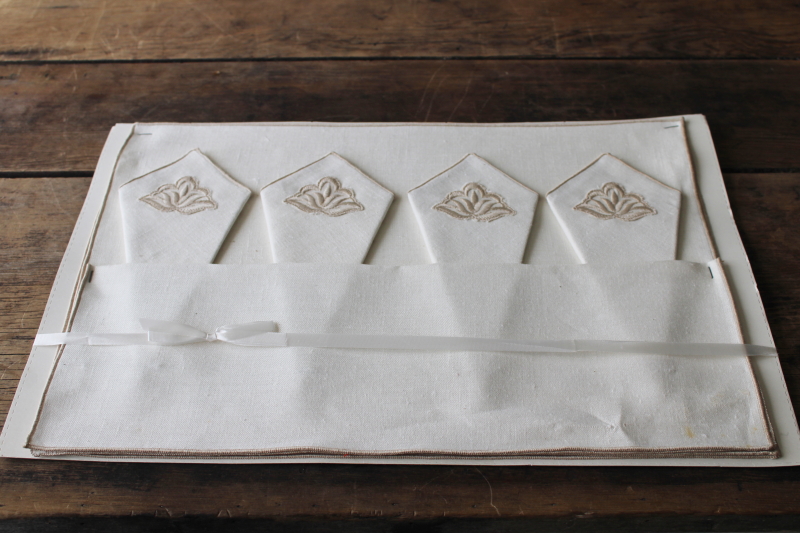 photo of never used vintage table linens, ivory linen or cotton placemats & cloth napkins set #1