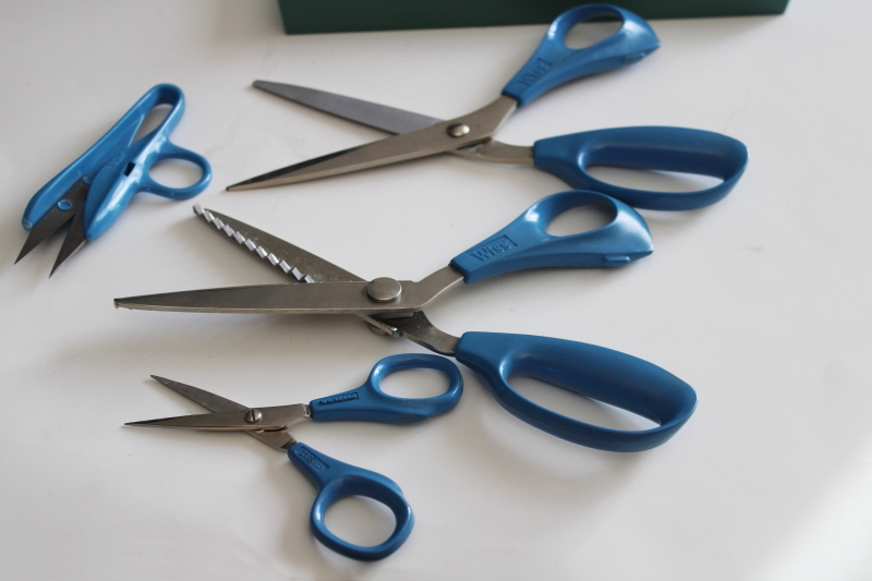 photo of new in box 70s vintage Wiss Wissper Lite sewing scissors set, embroidery snips, pinking shears #5