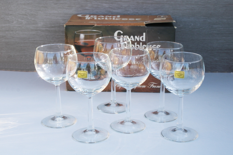 photo of new in box vintage balloon wine glasses, hand blown French crystal stemware Luminarc label #1