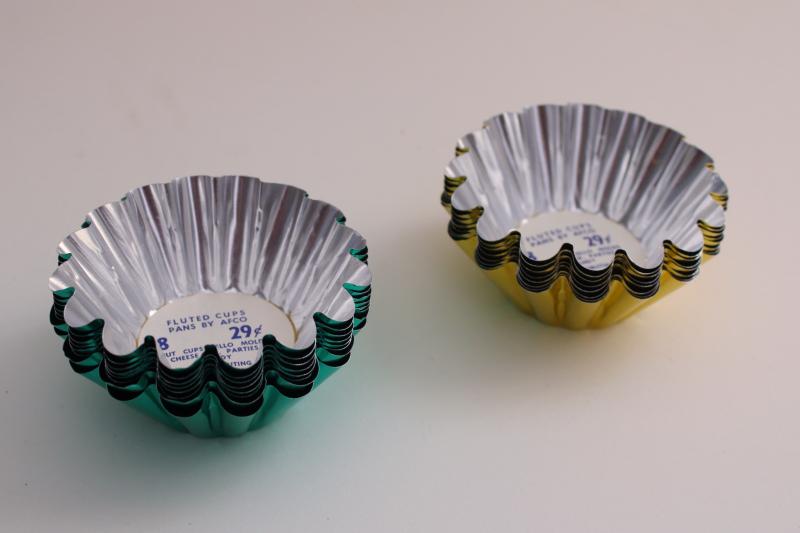 photo of new w/ label vintage gold & green colored foil fluted nut cups, Christmas reflectors #1