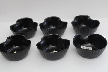 catalog photo of new w/ labels vintage Arcoroc Coquillage sea shell shaped bowls, ebony black glass