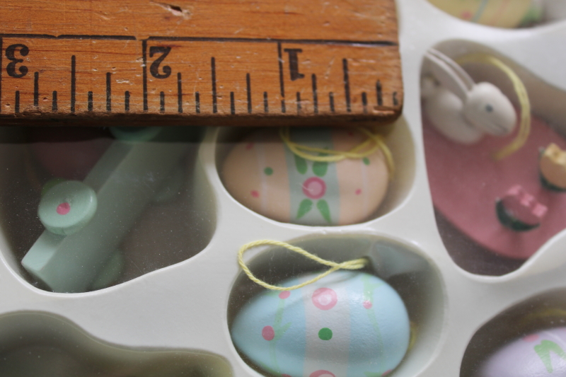 photo of new old stock vintage Easter decorations, painted wood mini ornaments  #5