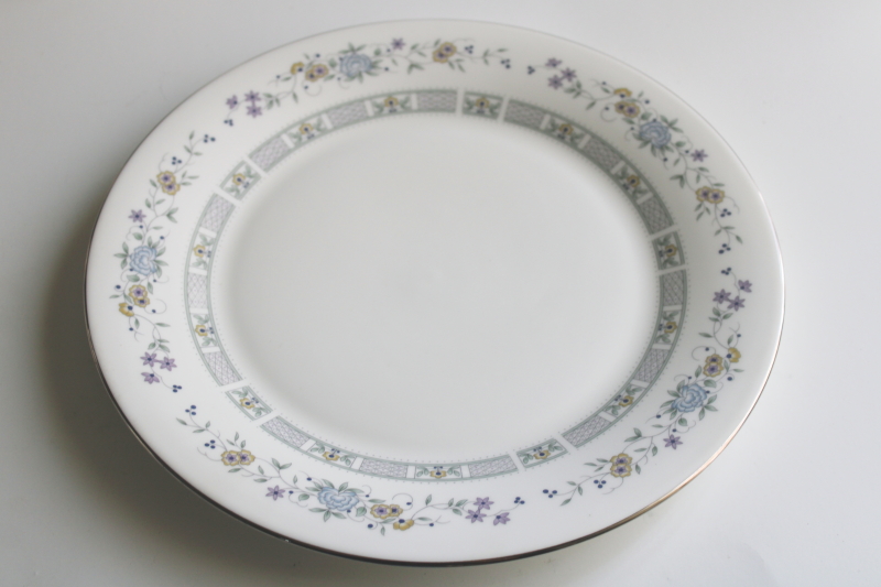 photo of new old stock vintage Royal Doulton china dinner plate, Tara pattern  #1