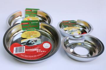 catalog photo of new old stock vintage range reflector pans for electric stove burners, universal fit w/ instruction labels 