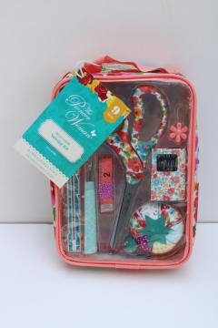 new w/ tags Pioneer Woman sewing kit set Breezy Blossom floral print scissors, pincushion etc