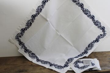 new w/ tags Williams Sonoma cotton napkins, Cantina navy embroidery on white