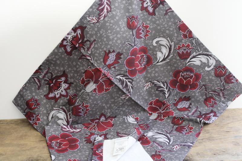 photo of new w/ tags Williams Sonoma cotton napkins, art nouveau print grey & wine red #1