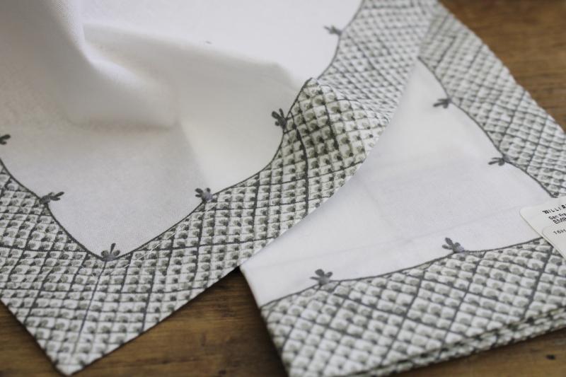 photo of new w/ tags Williams Sonoma cotton napkins, grey embroidered lattice on white #3