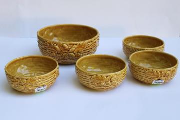 catalog photo of new w/ labels vintage Bordallo Pinheiro pottery oak leaf & acorn cereal bowls & serving bowl, yellow gold 