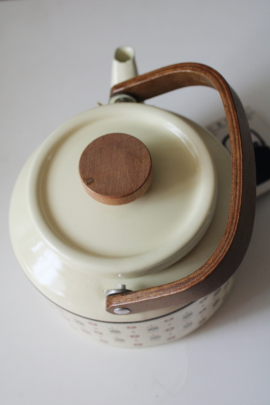 photo of new w/ tag 80s vintage tea kettle, prairie cottage sprig floral print enamel w/ wood handle  #3