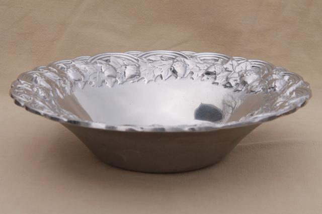 photo of oak leaf & acorn RWP Wilton Armetale serving / salad bowl, vintage pewter #1