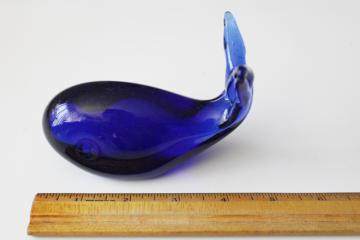 catalog photo of ocean blue hand blown glass whale paperweight figurine, vintage cobalt glass