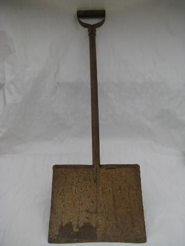 photo of old 1930s vintage steel snow shovel, primitive farm tool #1