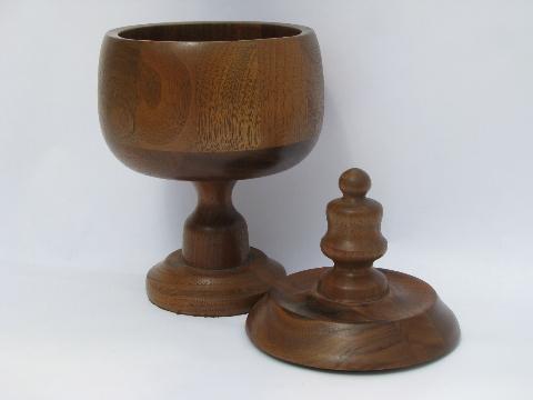 photo of old American treenware, vintage solid walnut turned wood covered box #2