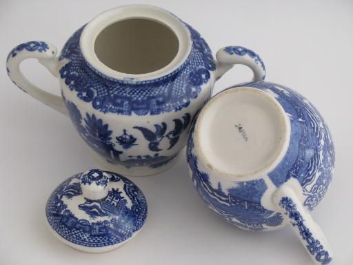 photo of old Blue Willow china cream pitcher and sugar bowl set, vintage Japan #4