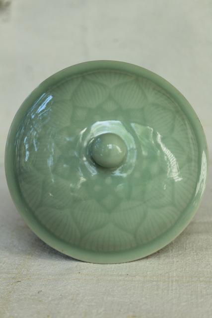photo of old Chinese celadon green lotus flower covered bowl, chop mark vintage pottery #3
