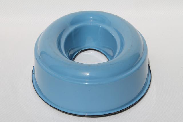 photo of old Cream City enamelware, vintage metal ring mold / pan, rare oval in blue #2