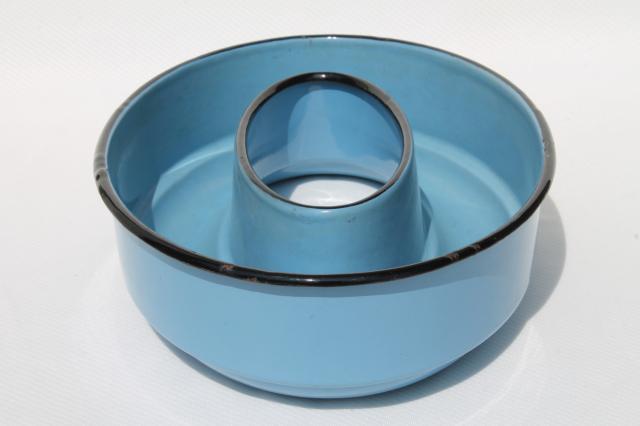 photo of old Cream City enamelware, vintage metal ring mold / pan, rare oval in blue #4