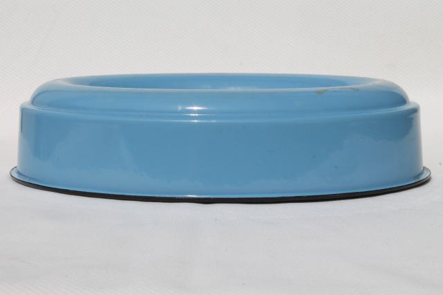 photo of old Cream City enamelware, vintage metal ring mold / pan, rare oval in blue #5