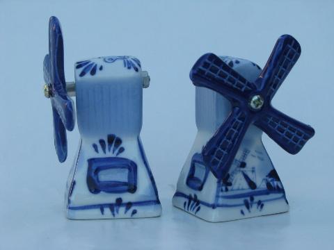 photo of old Dutch windmill S&P shakers, Delft blue and white china salt and pepper #2