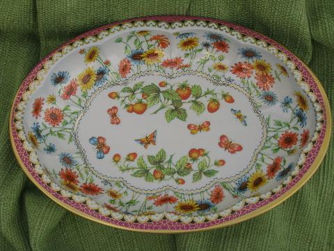 photo of old English tole bowls, strawberry floral chintz, vintage Daher ware #3