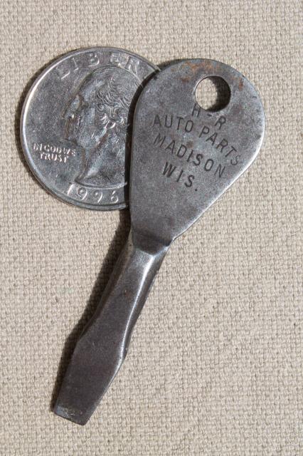 photo of old Plumb tool advertising, vintage mini key keychain fob w/ screwdriver #2