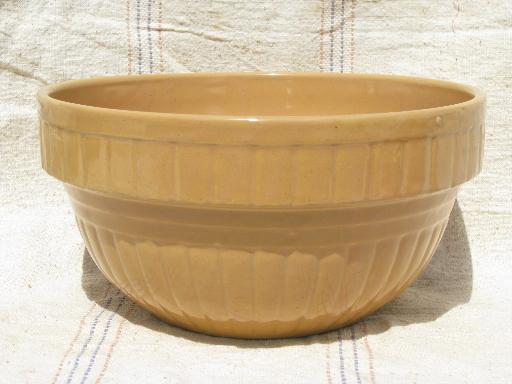 photo of old adobe brown stoneware pottery kitchen mixing bowls, vintage Monmouth? #4